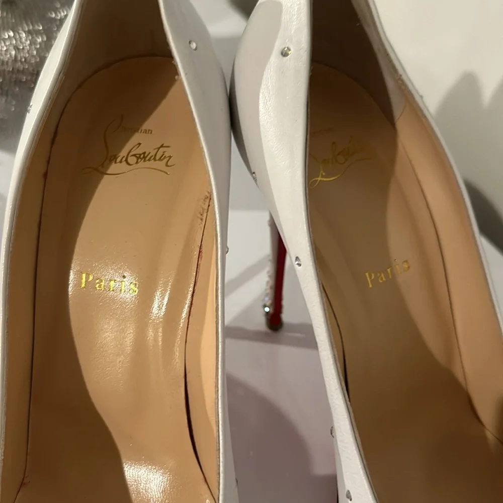 Used - Picture 3 of 8